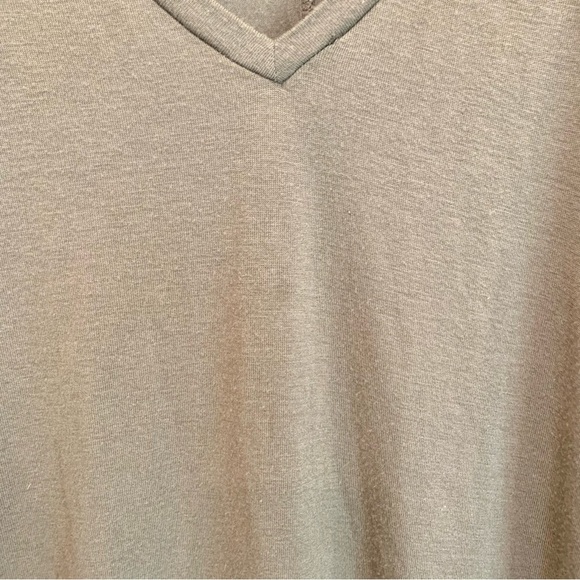 Olive Green Cutout Shoulder V-Neck London Tee Quarter Sleeve Tunic Top - Picture 2 of 6